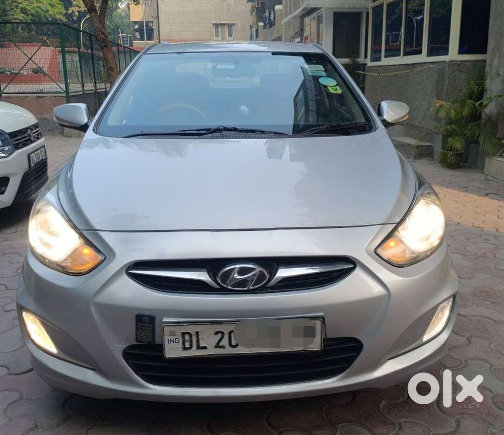 Hyundai Verna 1.6 Sx (o) Vtvt At, 2013, Petrol