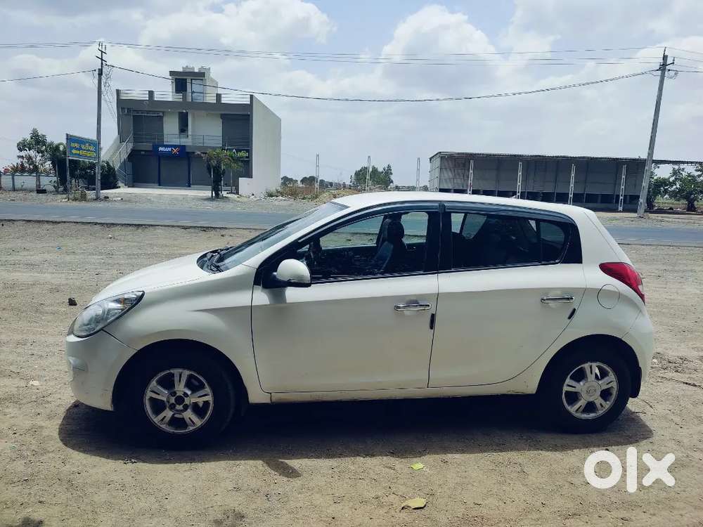 Hyundai I20 Active 2011 Diesel 125000 Km Driven