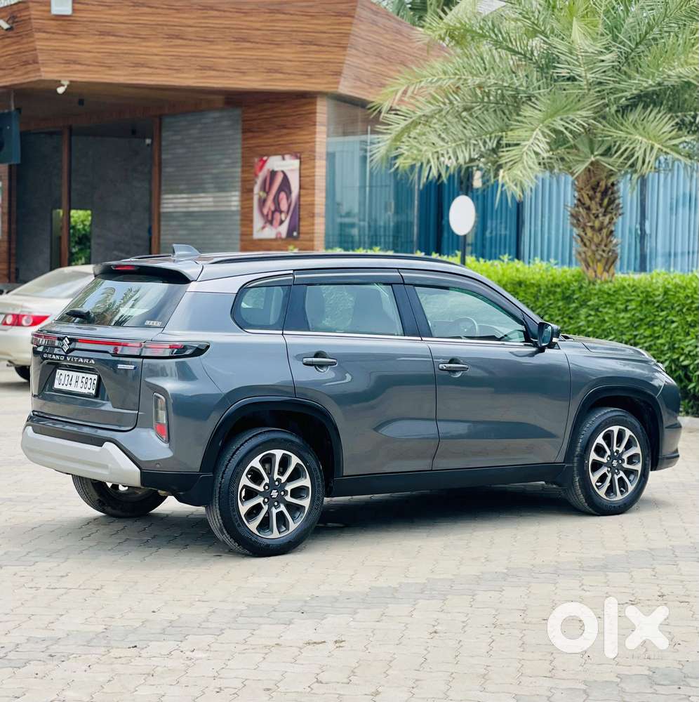 Maruti Suzuki Grand Vitara 1.5 Alpha Smart Hybrid At, 2023, Petrol