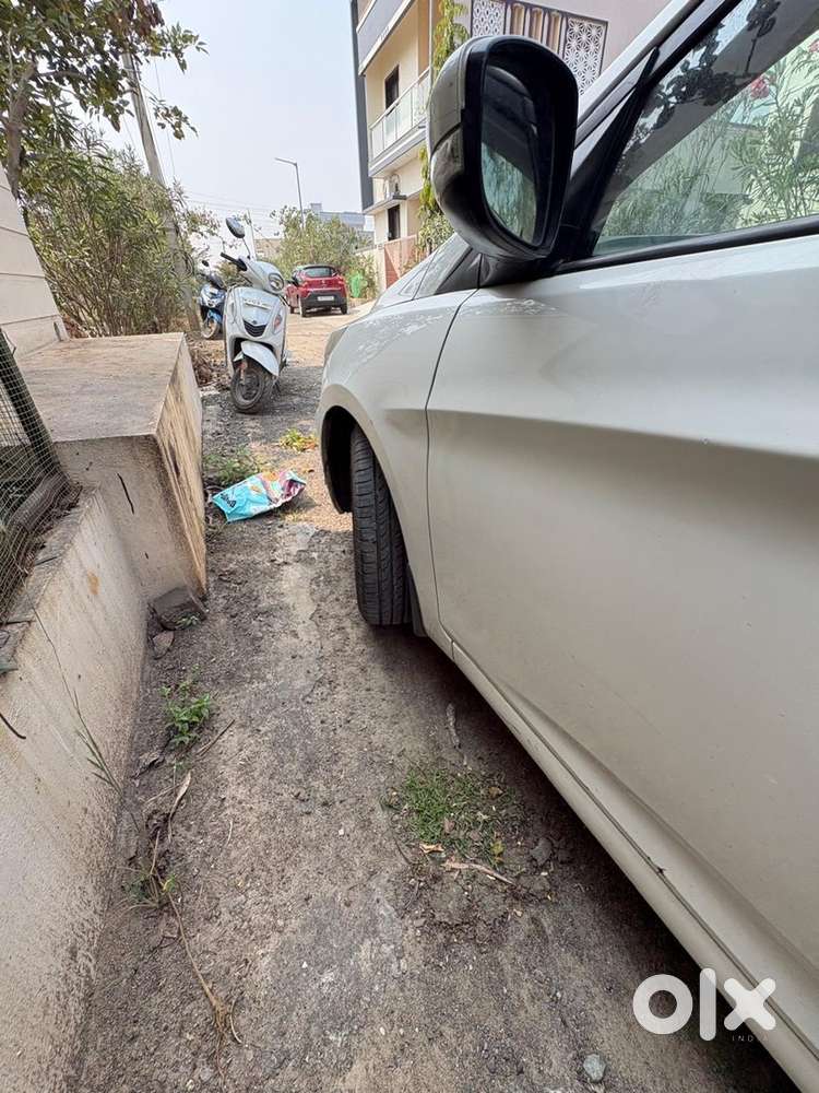 Hyundai Verna Petrol 2013