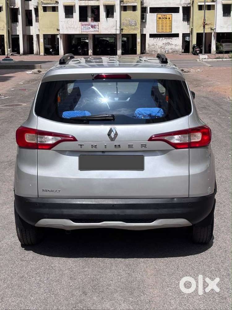 Renault Triber Rxz, 2022, Petrol