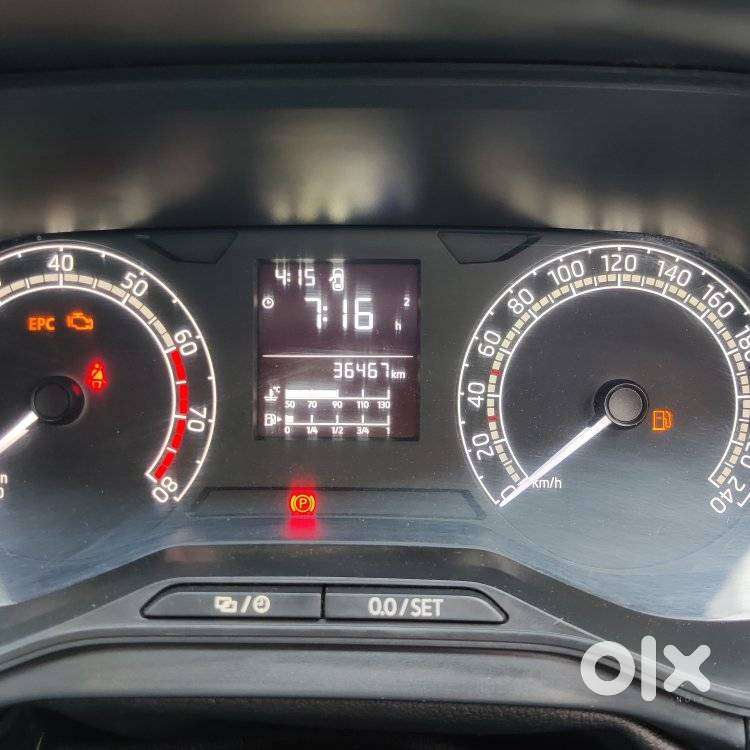 Skoda Kushaq 1.0 Tsi Active, 2022, Petrol