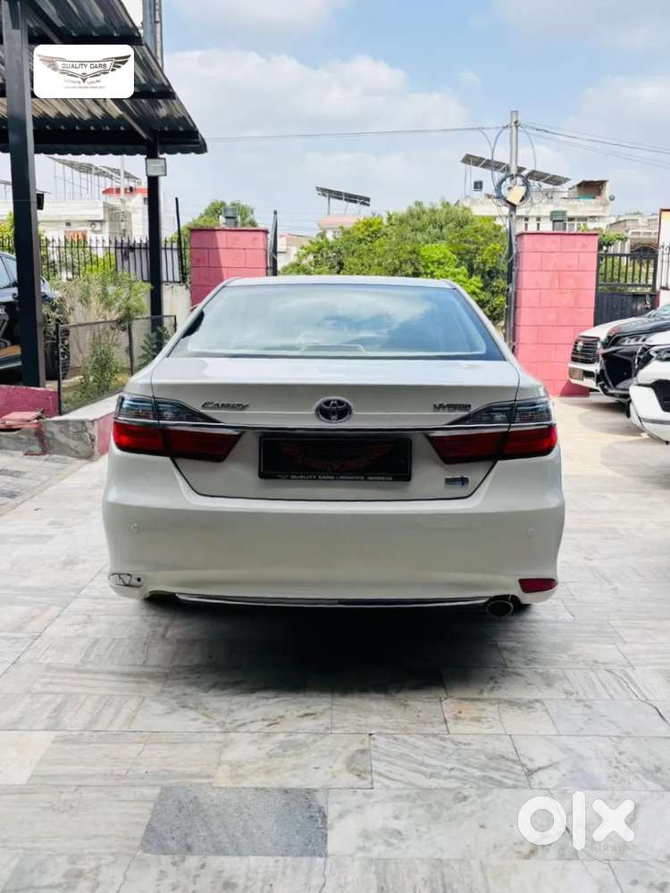 Toyota Camry Hybrid, 2017, Petrol