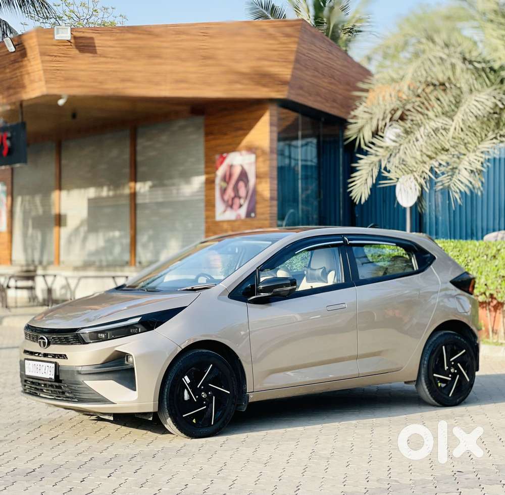 Tata Altroz Creative S, 2025, Petrol