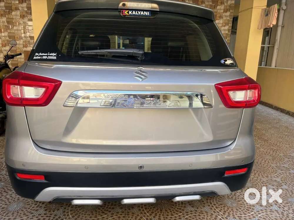 Vitara Breeza Zxi Petrol Manual Transmission