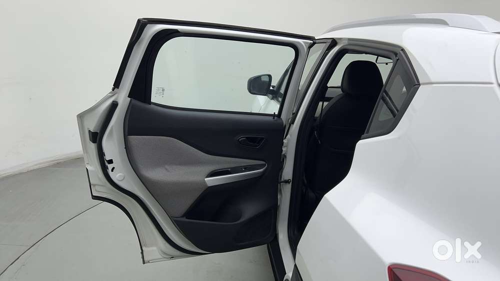 Nissan Magnite 1.0 Xe, 2022, Petrol