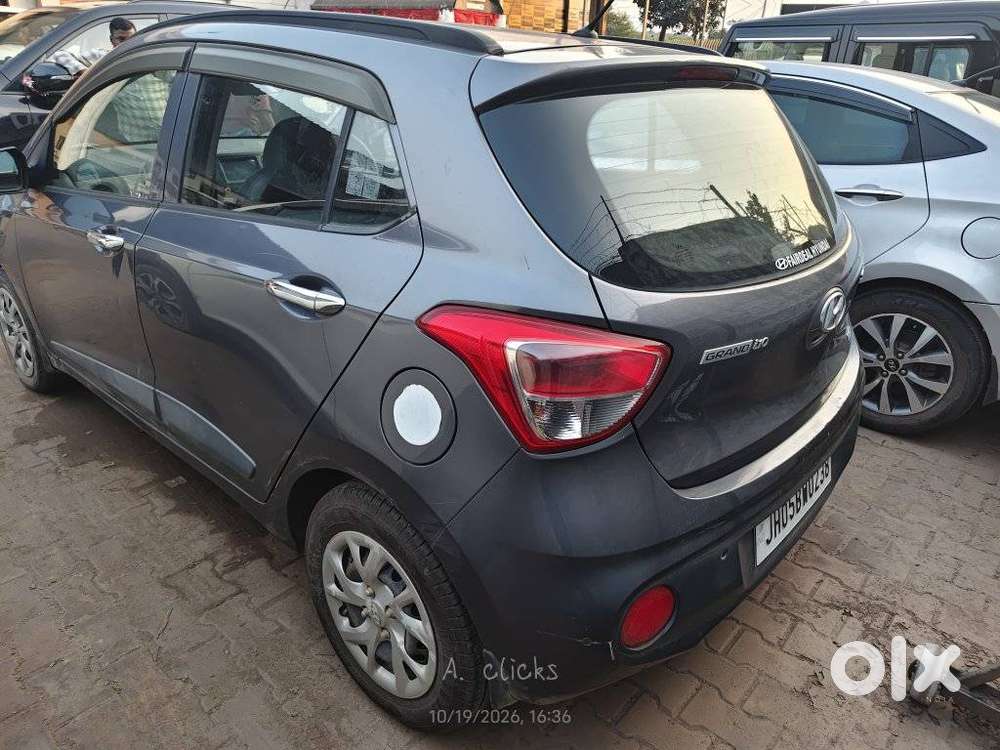 Hyundai Grand I10 Sportz O 1.2, 2017, Petrol