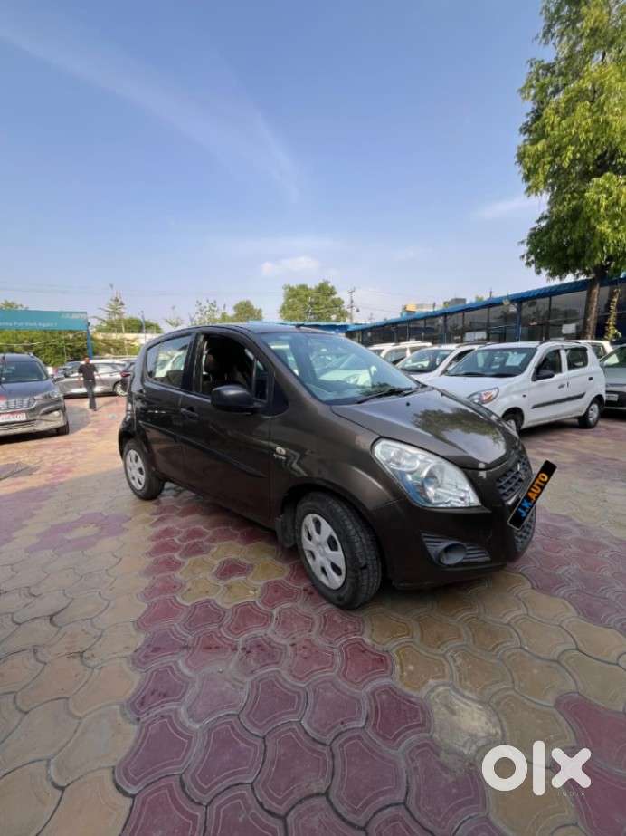 Maruti Suzuki Ritz Vxi, 2013, Petrol