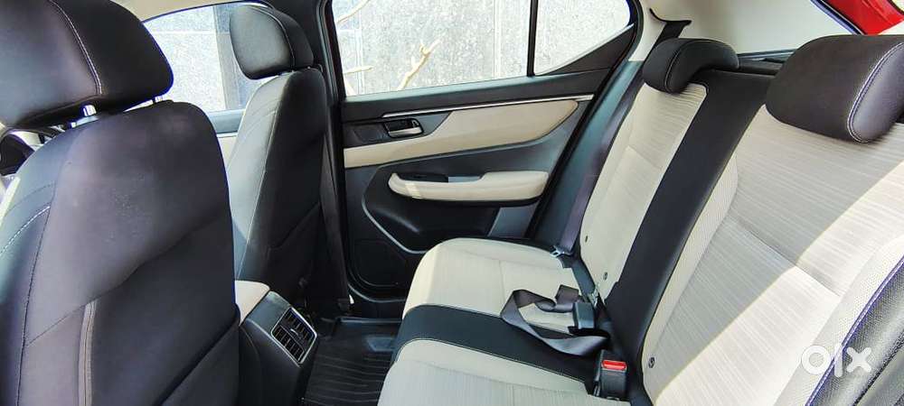 Honda Elevate Vx Cvt, 2023, Petrol