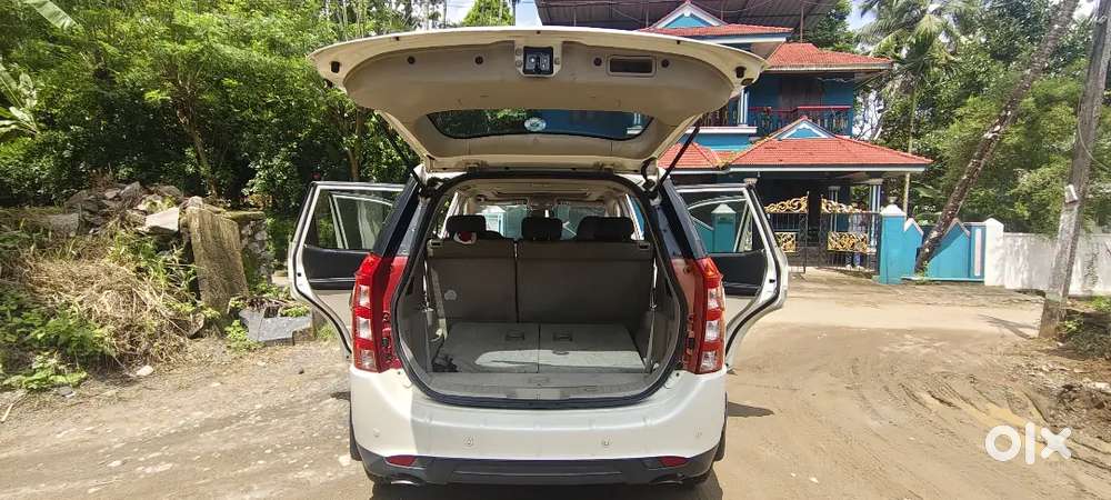 Mahindra Xuv500 2017 Diesel Well Maintained