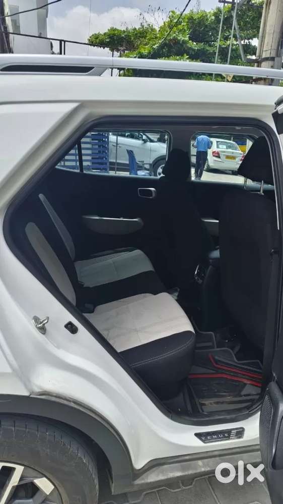 Hyundai Venue Sx, 2024, Petrol