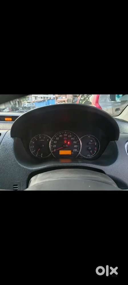 Maruti Suzuki Swift 2009 Petrol Manual