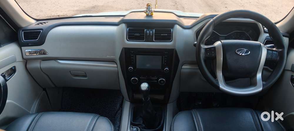 Mahindra Scorpio S10, 2015, Diesel