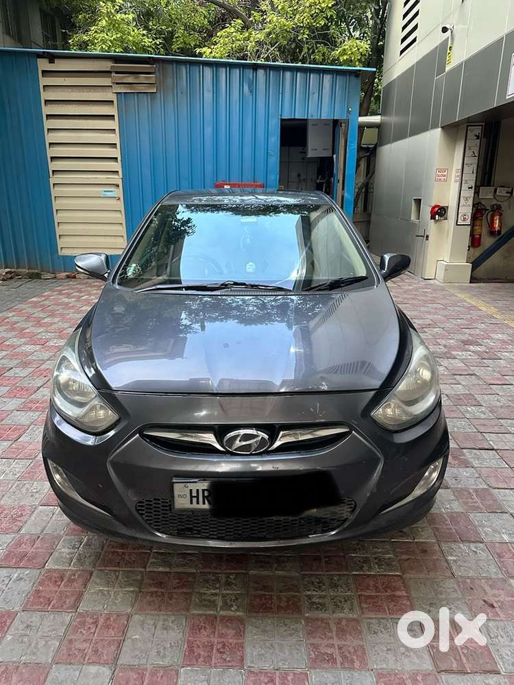 Hyundai Fluidic Verna 2011