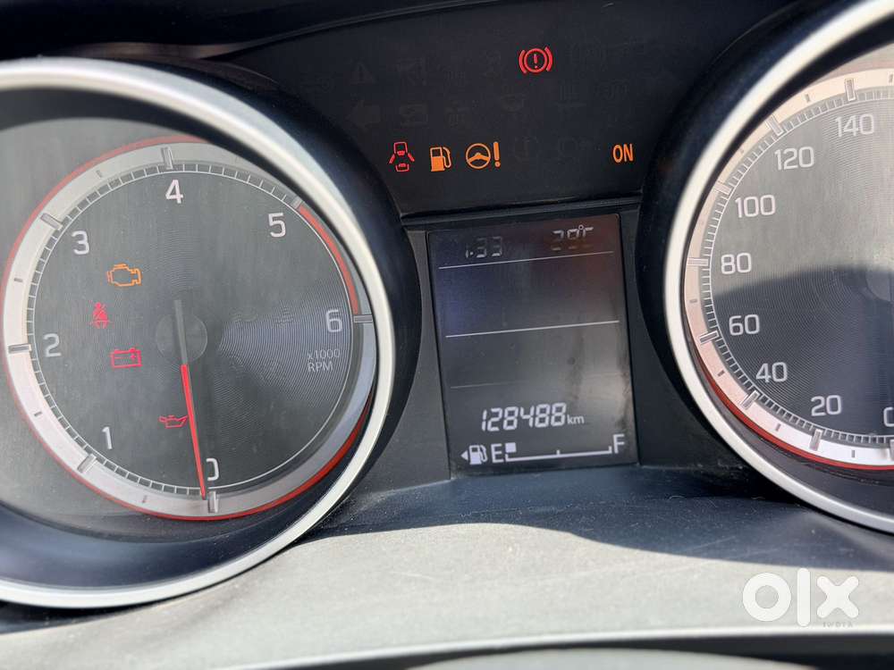 Maruti Suzuki Swift Zdi Plus, 2019, Diesel
