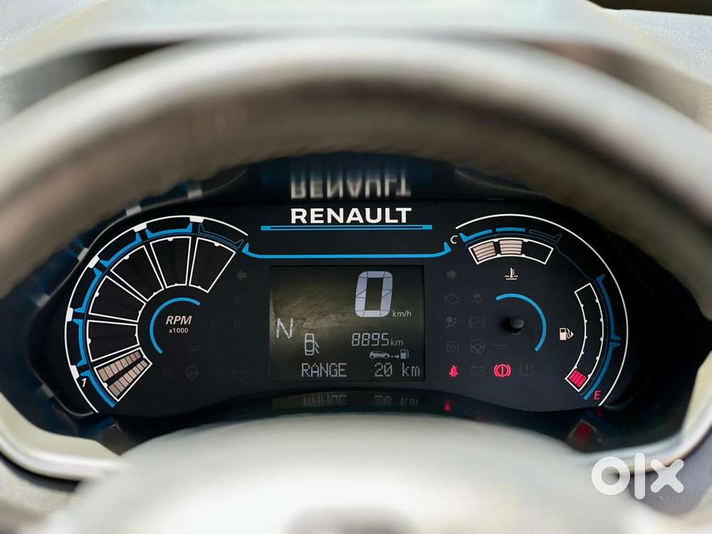 Renault Triber Rxz, 2021, Petrol