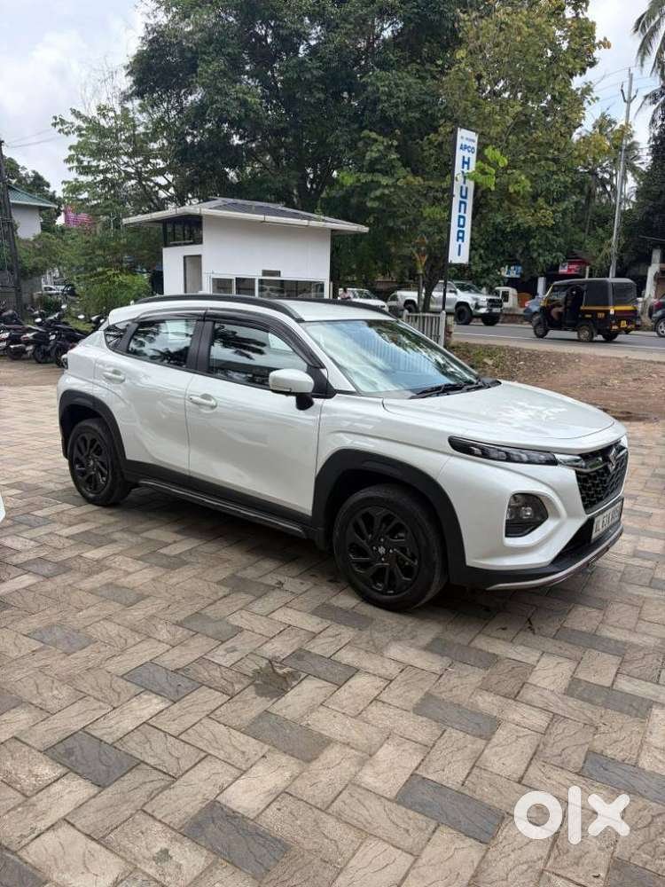 Maruti Suzuki Fronx Delta Plus 1.2l Mt, 2024, Petrol