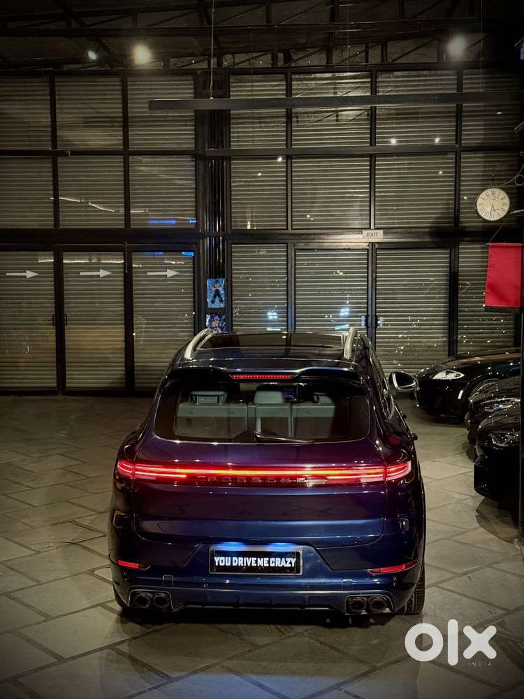 Porsche Cayenne Base, 2013, Petrol