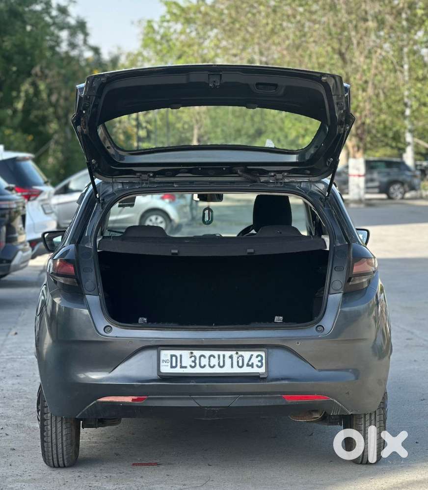 Tata Altroz 1.2 Xt, 2021, Petrol
