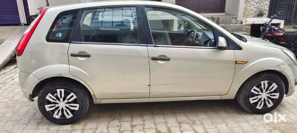 Ford Figo Petrol 2010