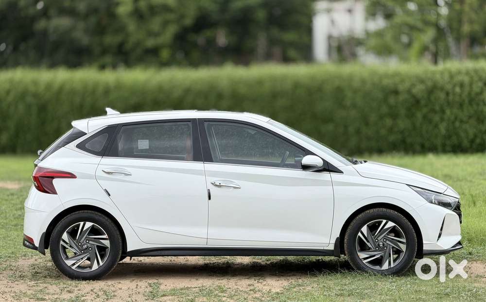 Hyundai I20 Asta (o) 1.2 Mt, 2021, Petrol
