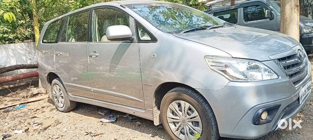 Toyota Innova 2.5 E, 2015, Diesel