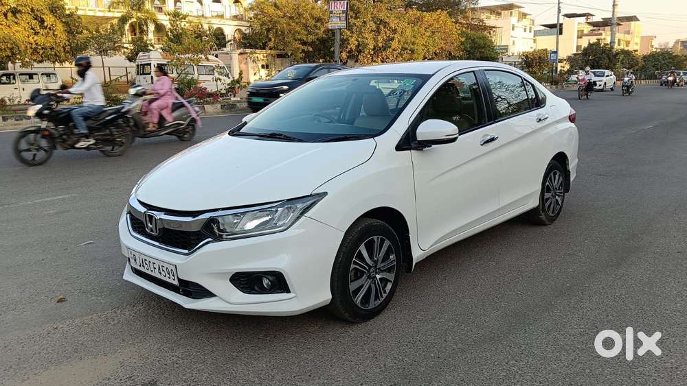 Honda City I-vtec V, 2018, Petrol
