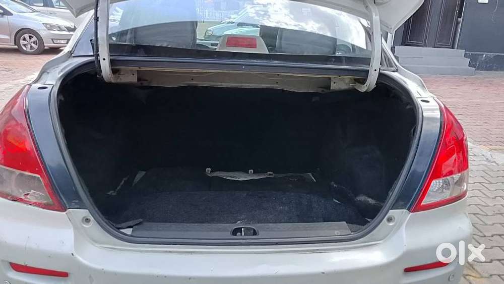 Maruti Suzuki Swift Dzire, 2009, Diesel