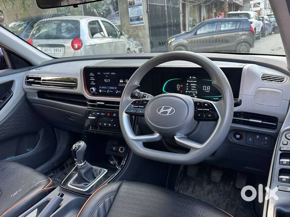 Hyundai Creta Facelift 1.5 Petrol Mt, 2025, Petrol