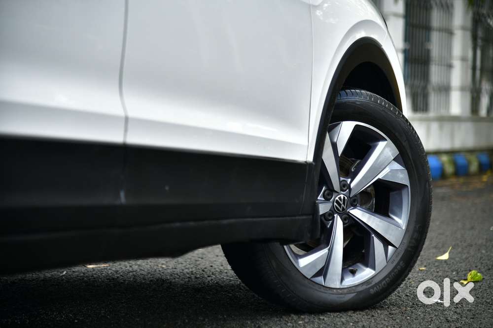 Volkswagen Taigun 1.0 Tsi Topline At, 2022, Petrol