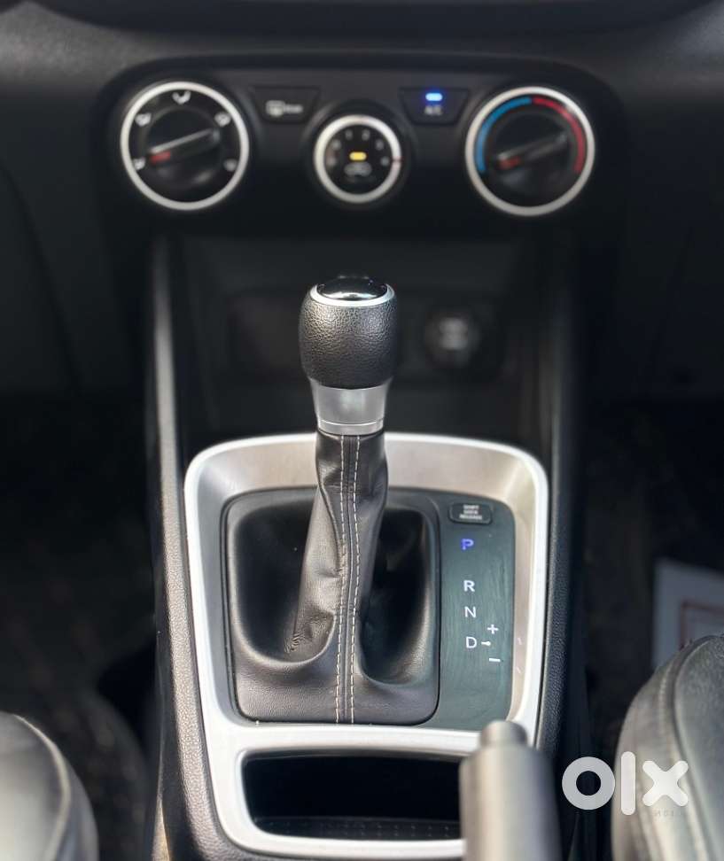 Hyundai Venue S Turbo Dct, 2020, Petrol
