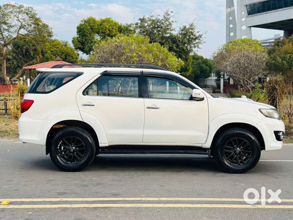 Toyota Fortuner 3.0 4x2 Automatic, 2015, Diesel