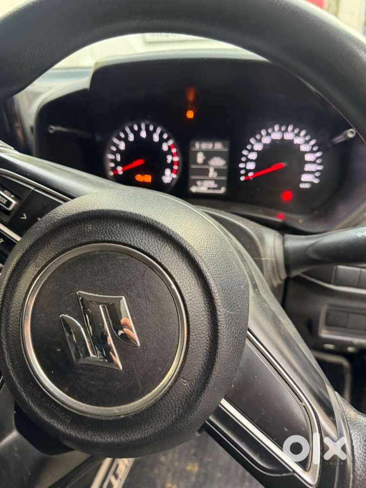 Maruti Suzuki Swift Zxi 2024