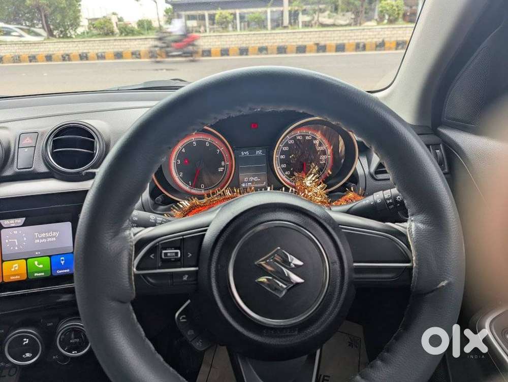 Maruti Suzuki Swift 1.3 Zxi, 2022, Petrol