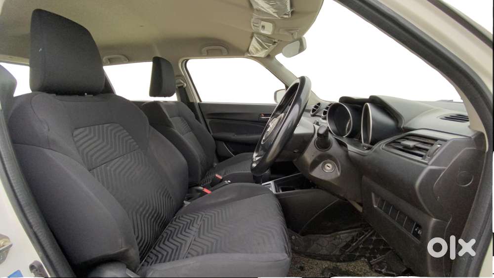 Maruti Suzuki Swift Amt Vxi, 2020, Petrol