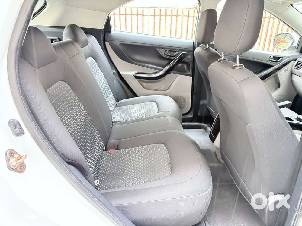 Tata Nexon 1.2 Revotron Xma Amt (s), 2019, Petrol