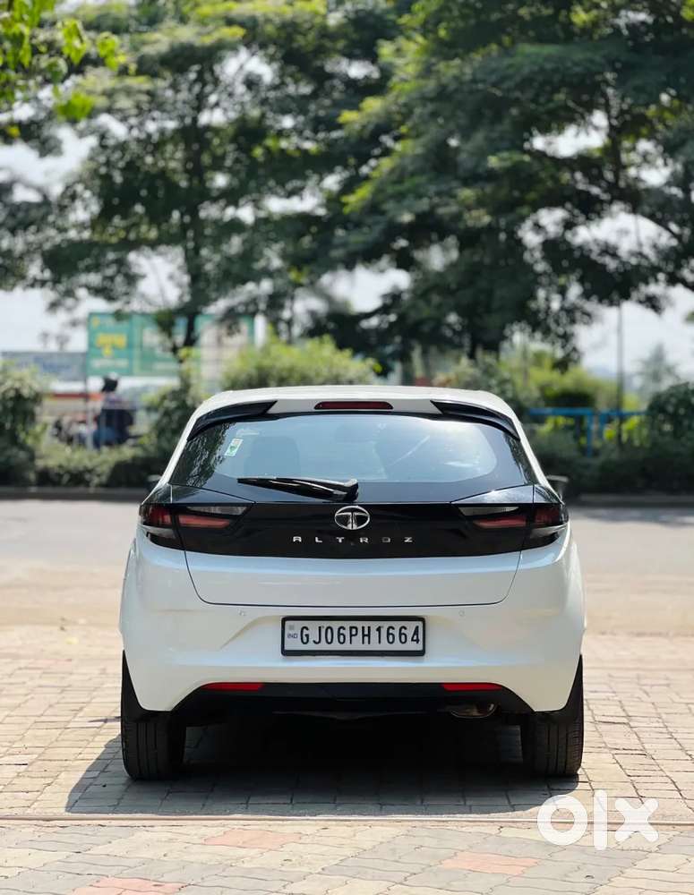 Tata Altroz 1.2 Xz (o), 2022, Petrol