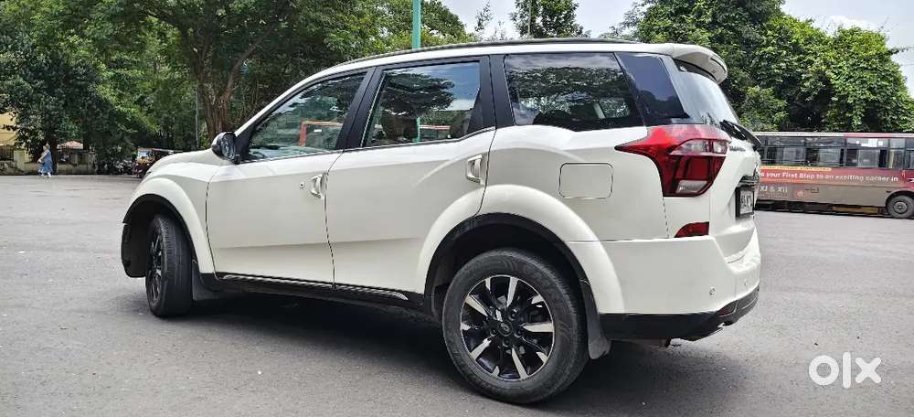 Mahindra Xuv500 W11 2018 Diesel Good Condition Sunroof Insurance Valid