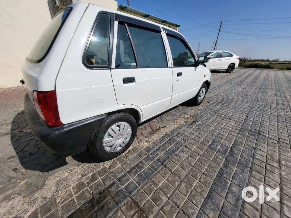 Maruti Suzuki 800 Ac 2011