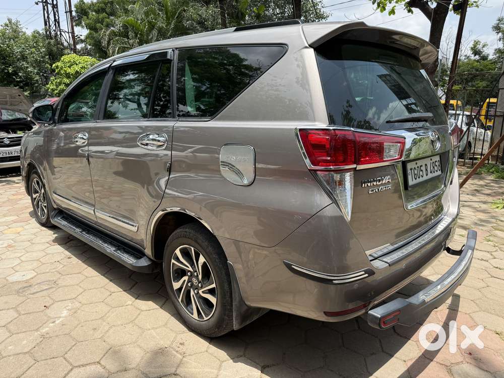 Toyota Innova Crysta [2020-ongoing] 2.4 Vx 7 Str, 2024, Diesel