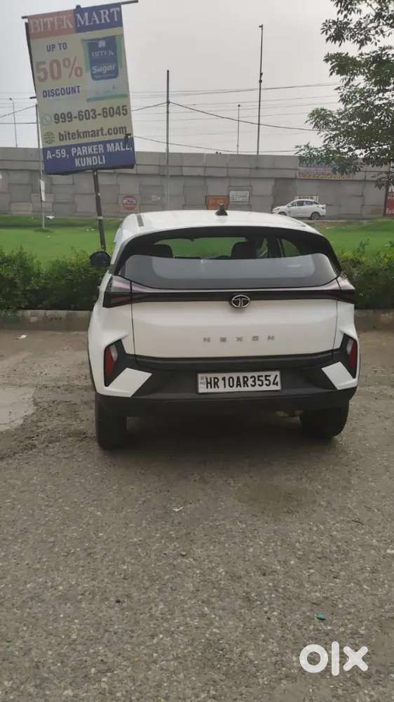 Tata Nexon 2023 Petrol 32000 Km Driven