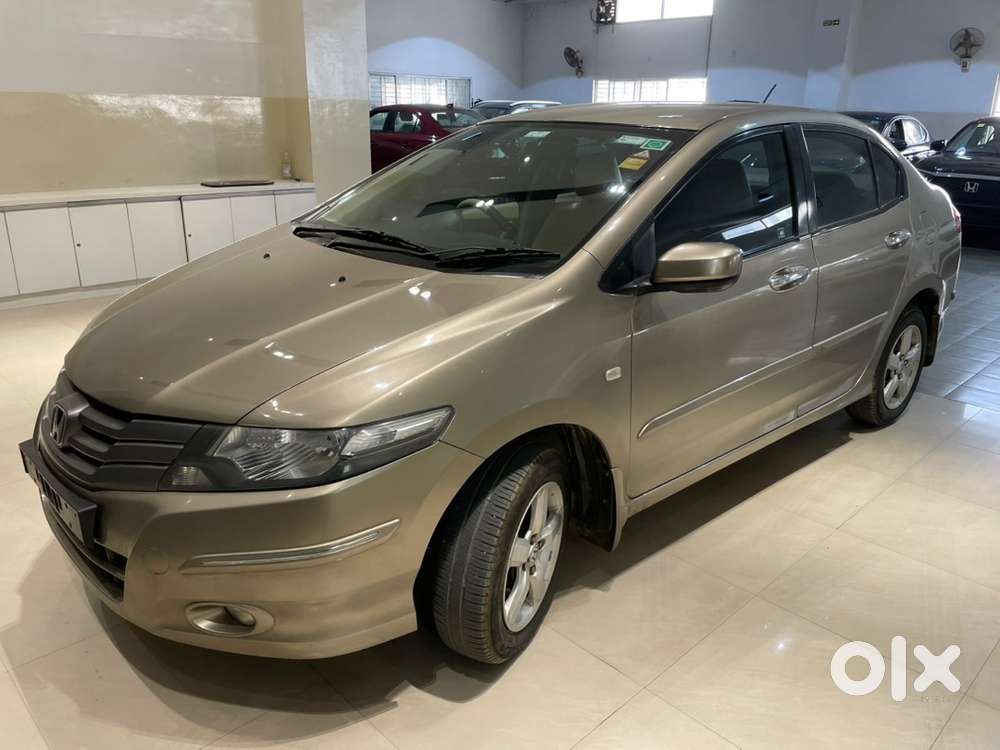 Mint 2011 Honda City I-vtec V (top-end)  65k Kms  5-yr Fitness