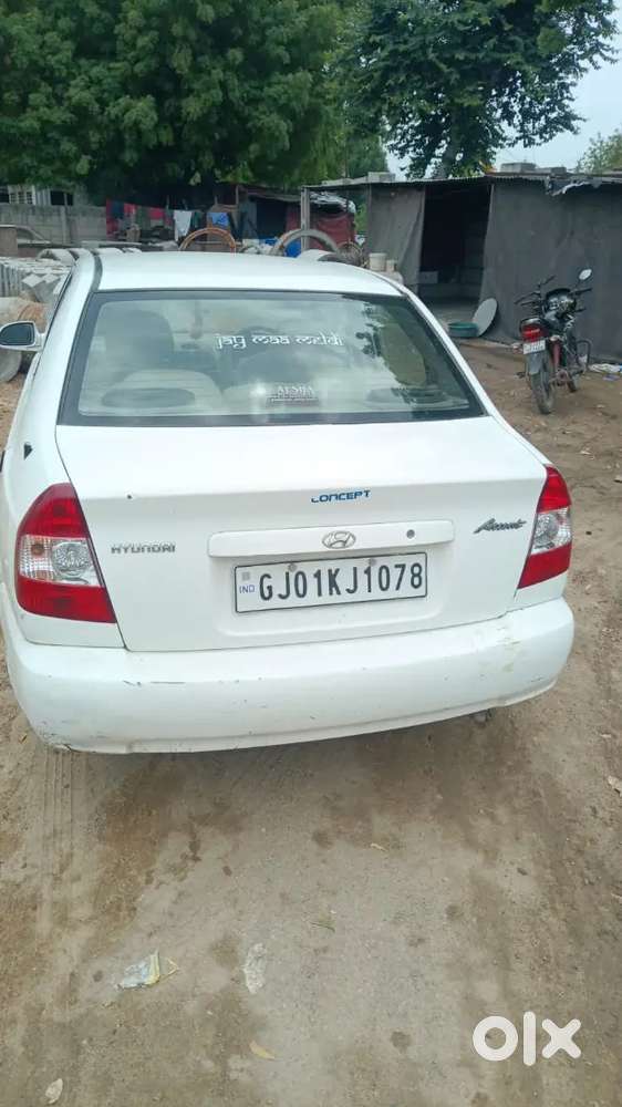 2011 Hyundai Accent Gl
