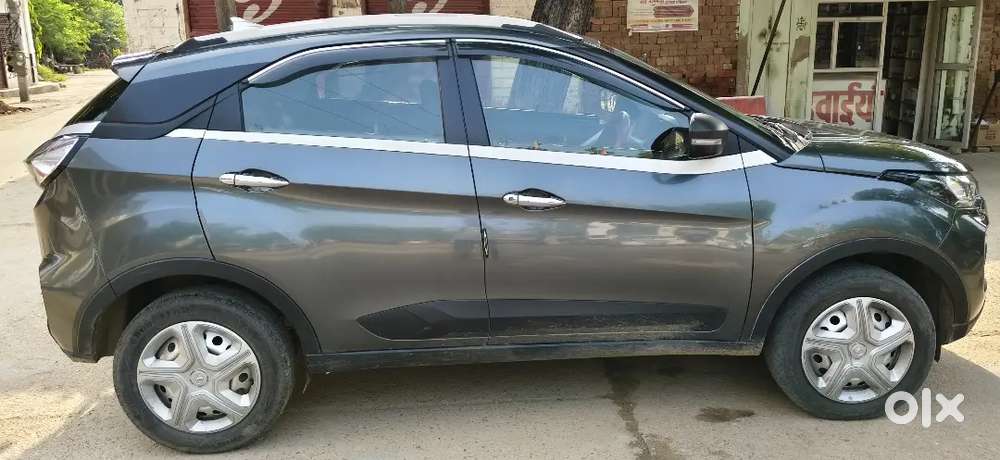 Tata Nexon 1.2 Revotron 2023