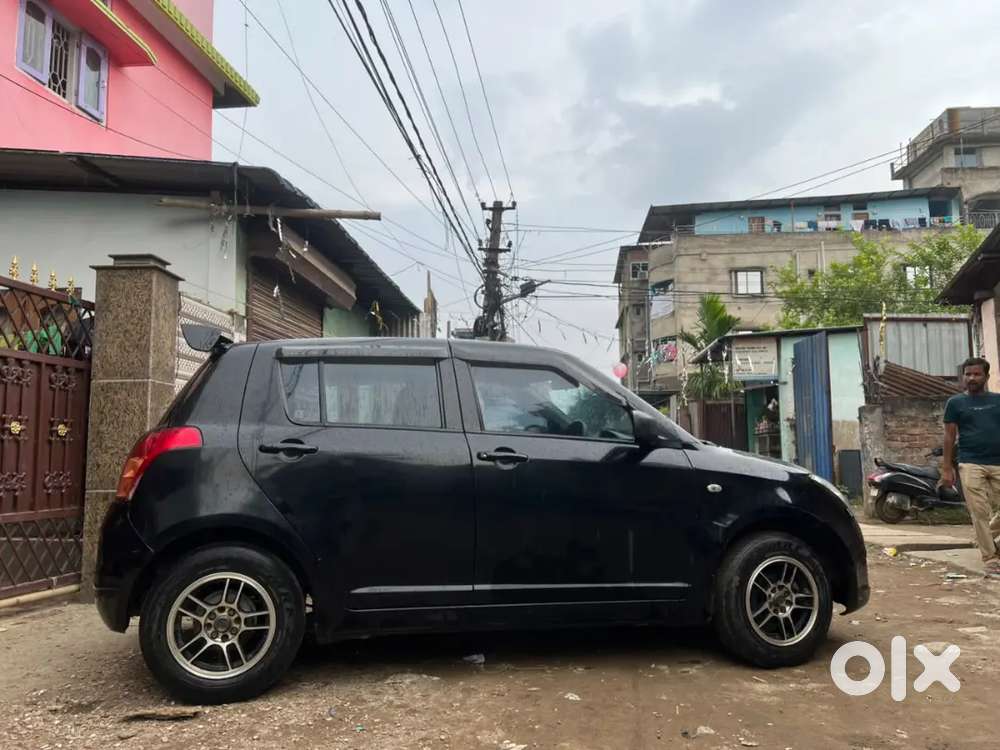 Maruti Suzuki Swift Vxi