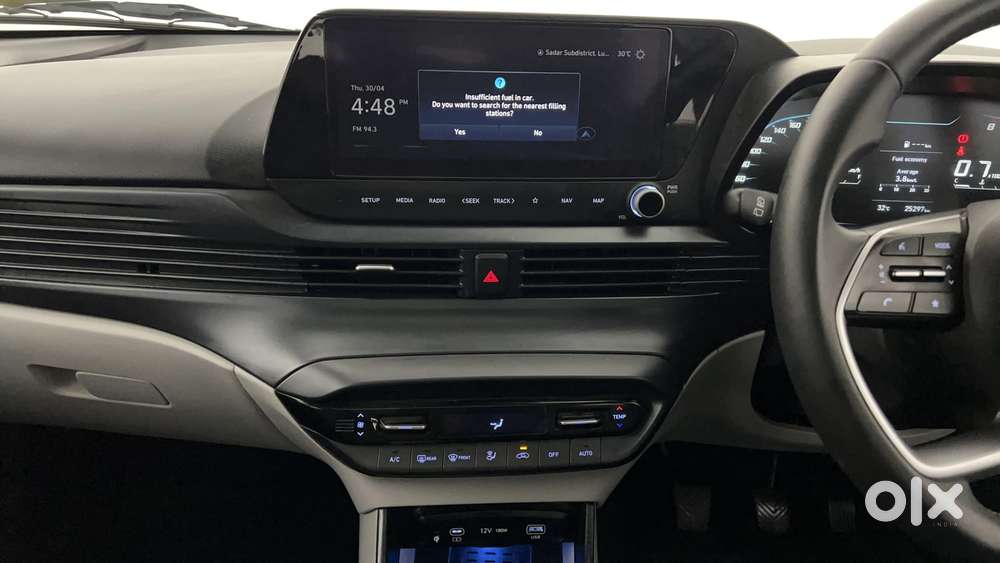 Hyundai I20 Asta (o) 1.2 Mt, 2023, Petrol