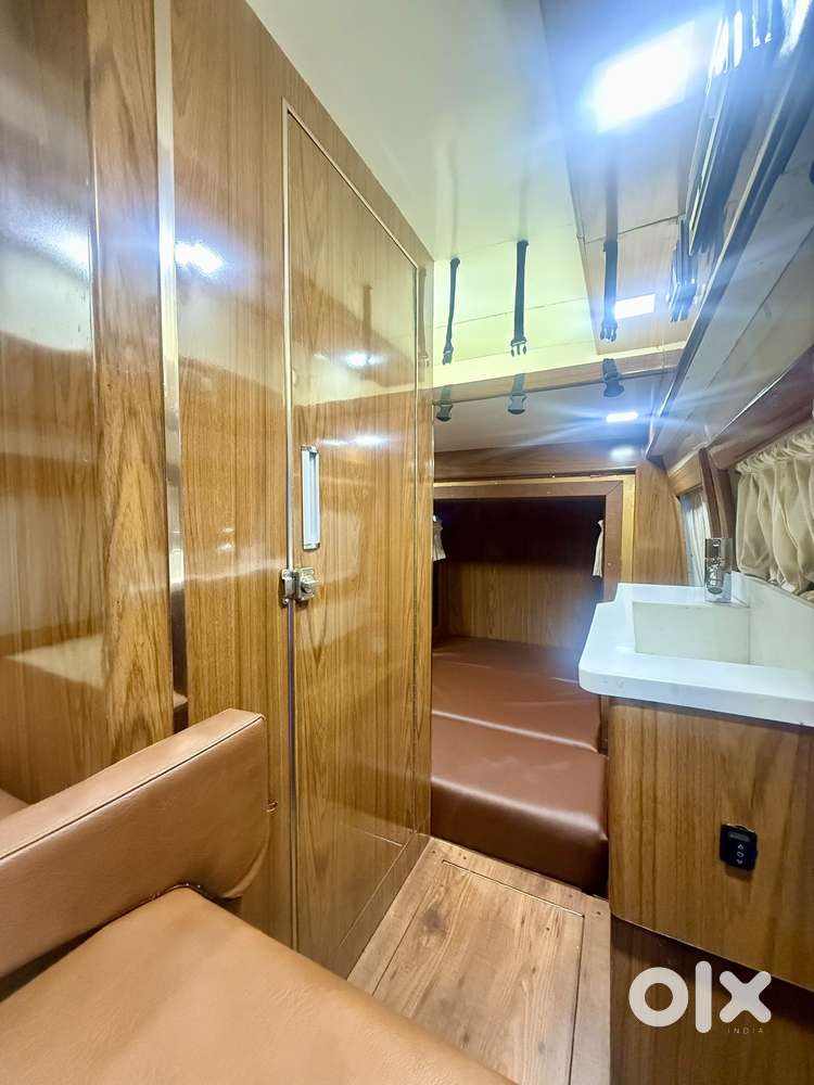 Tata Winger Deluxe - Hi Roof (ac), 2019, Diesel