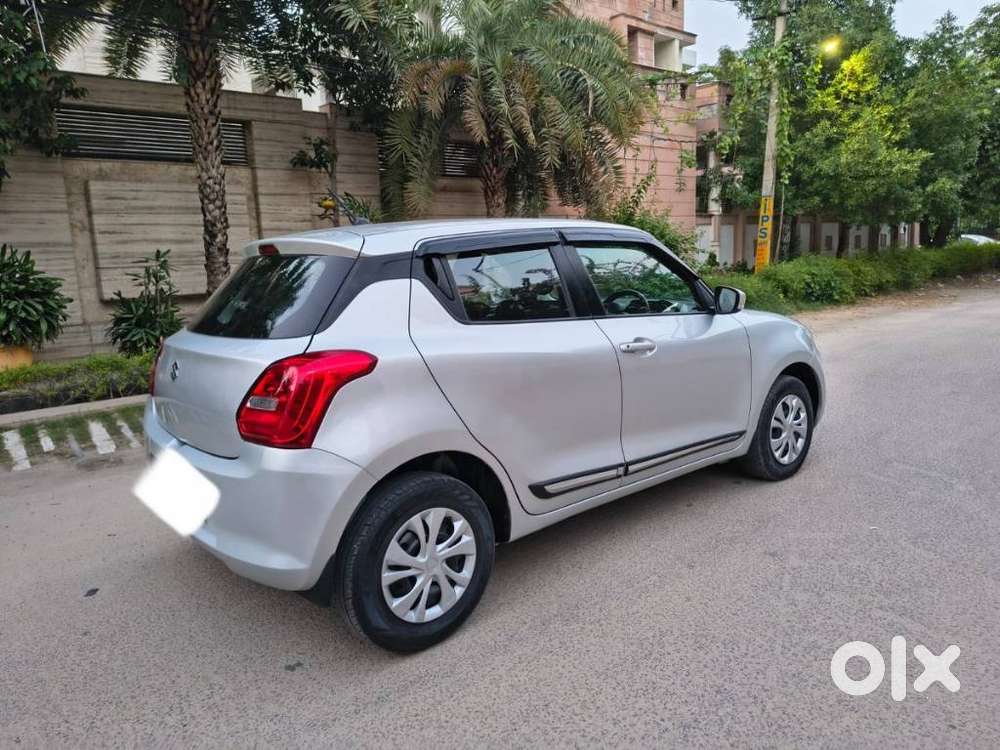 Maruti Suzuki Swift Vxi Abs Bsiv, 2019, Petrol