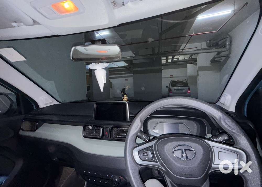 Tata Punch Petrol 2023