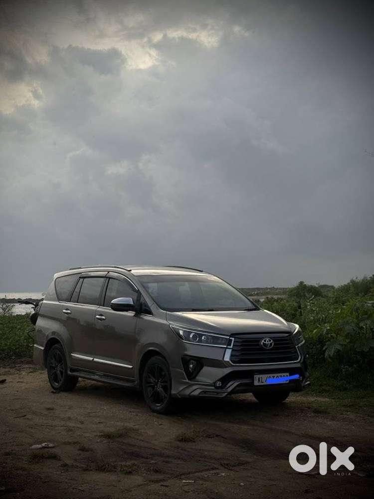 Toyota Innova Crysta 2.8z Automatic, 2018, Diesel